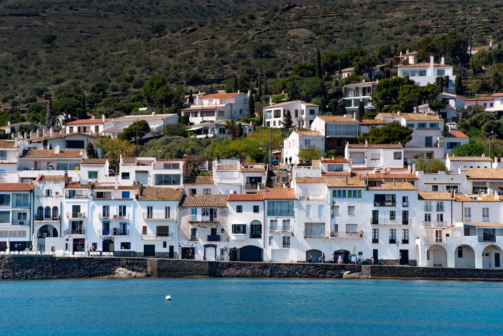 Cadaqués – Wit Kustdorp in Catalonië, Spanje