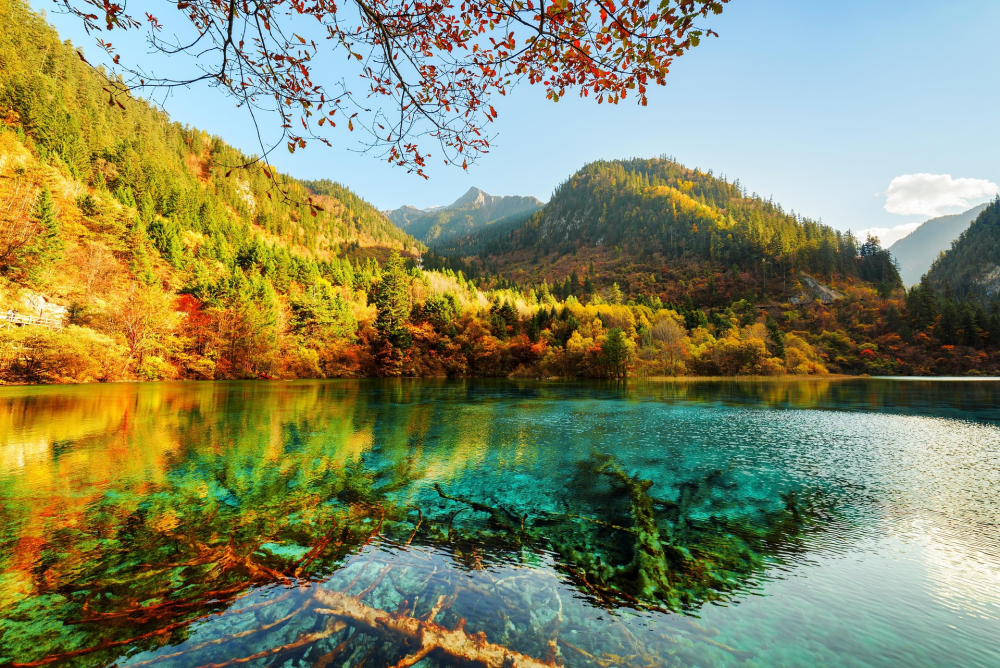 Jiuzhaigou Valley – Kleurrijke Meren & Watervallen in China