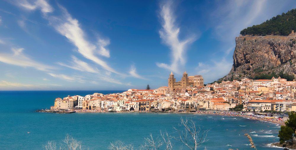 Cefalù – Strandstad & Oude Stad op Sicilië, Italië